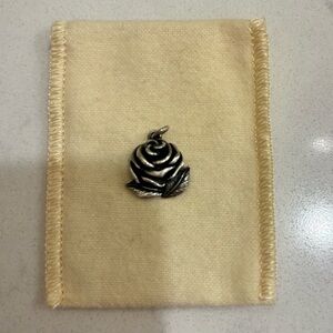 Rare Retired James Avery Rose Charm